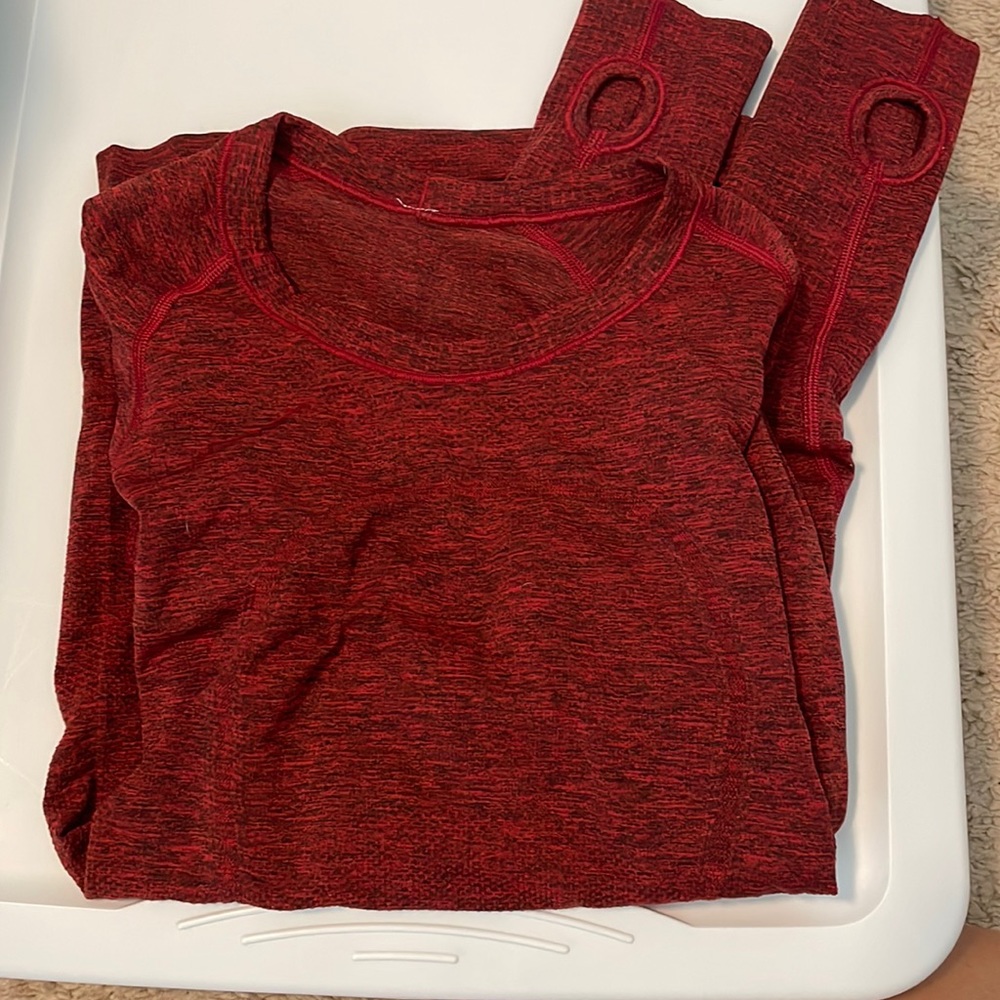 Lululemon long sleeve shirt